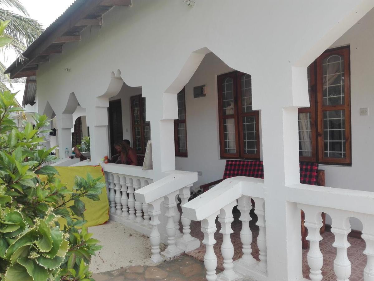 Bed and Breakfast Ames Нунгві Екстер'єр фото