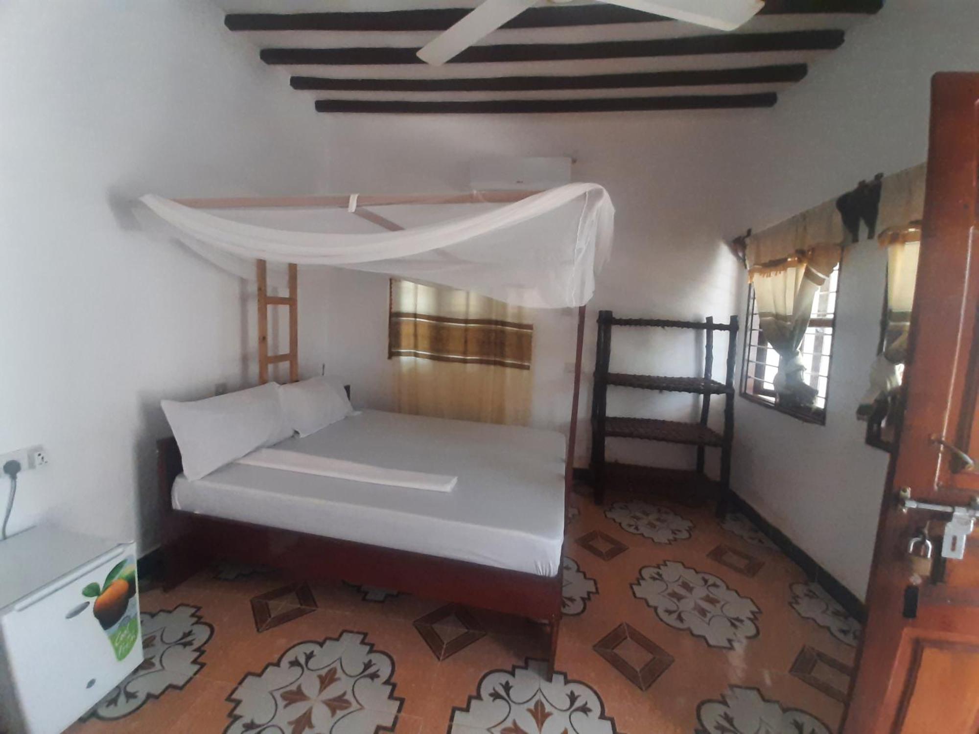 Bed and Breakfast Ames Нунгві Номер фото